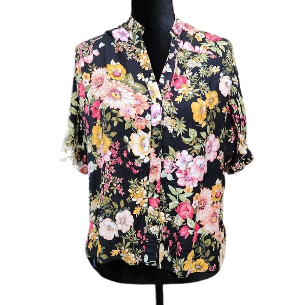 Zara Black Satin Button Front Colorful Multicolor Floral High Low Top XS